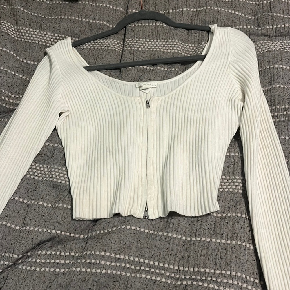 Long sleeve cropped, zip up knit top